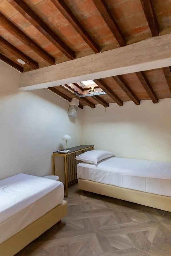 Large 2Br Apartment Near Piazza San Marco Φλωρεντία